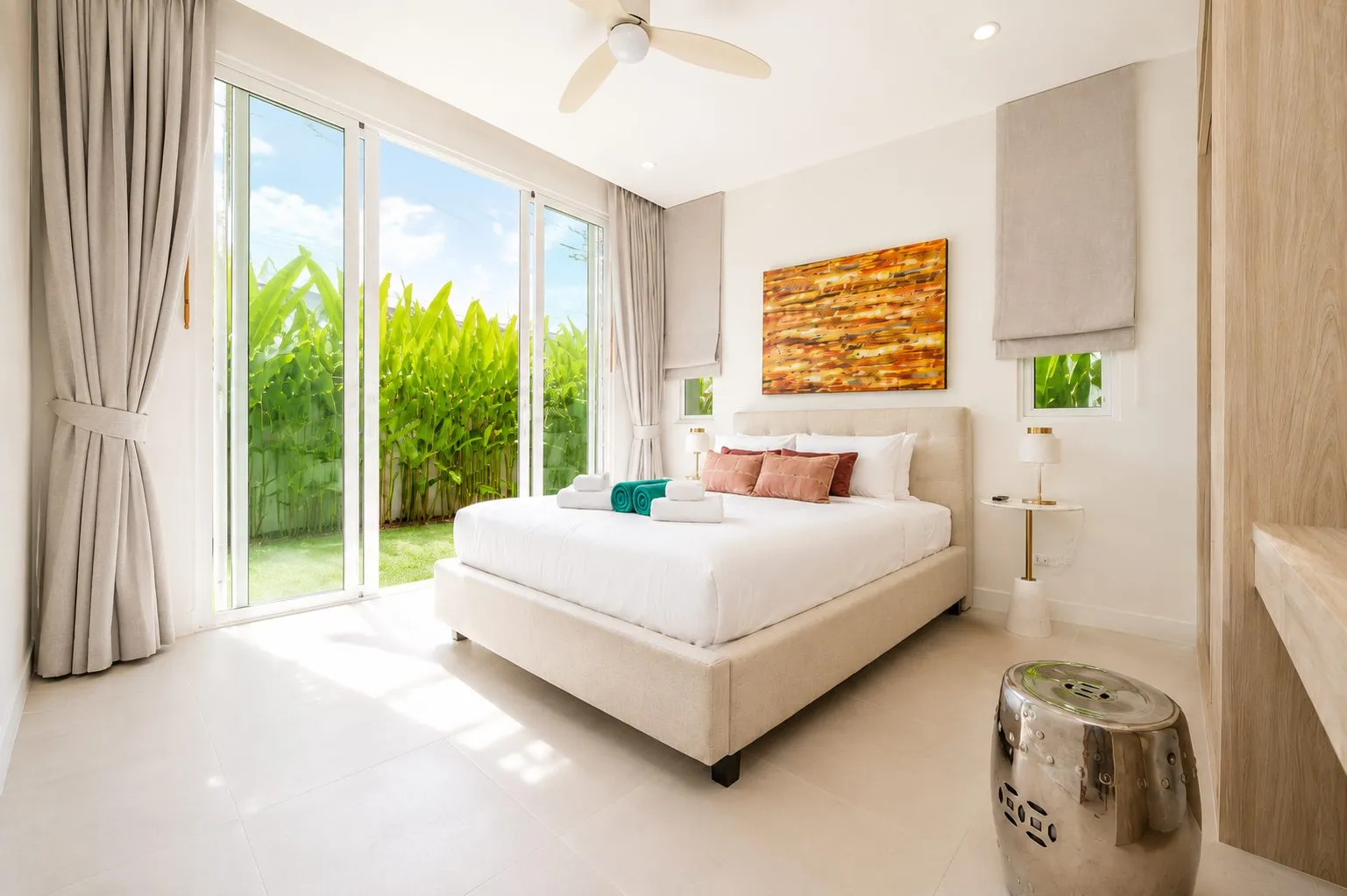 Luxurious 3-Bedroom Pool Villa & Rent in Cherng Talay for Sale | SI10062602 — Thumbnail 15