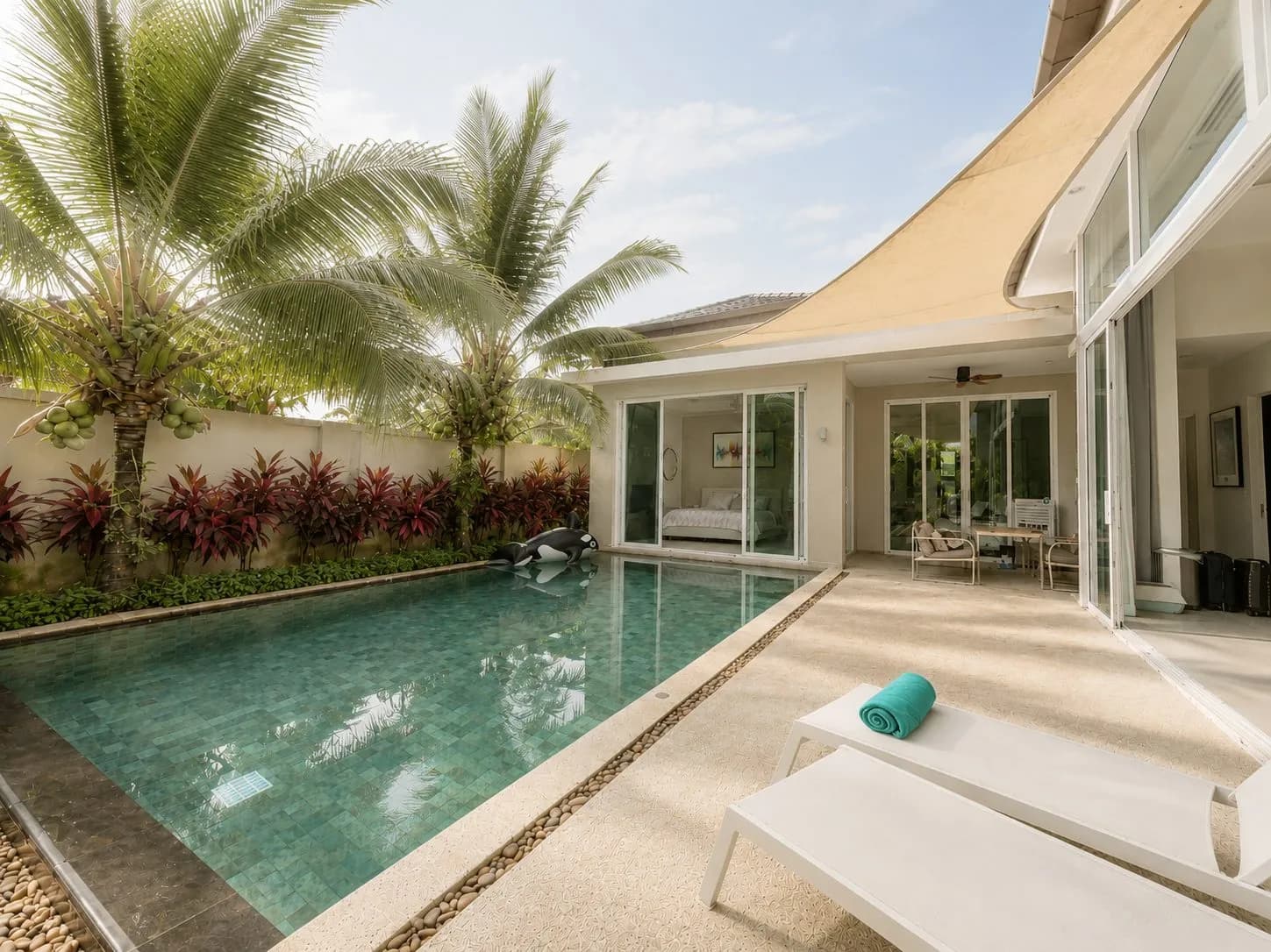 Luxurious 3-Bedroom Pool Villa & Rent in Cherng Talay for Sale | SI10062602 — Thumbnail 16