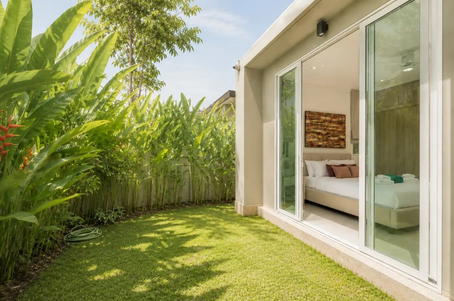 Luxurious 3-Bedroom Pool Villa & Rent in Cherng Talay for Sale | SI10062602 — Thumbnail 17
