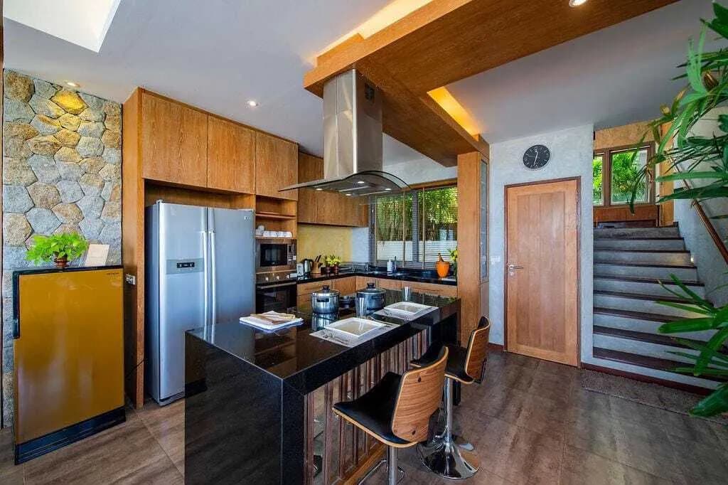 Luxury 4 bedrooms villa – Sea View – in Bang Tao — Thumbnail 19