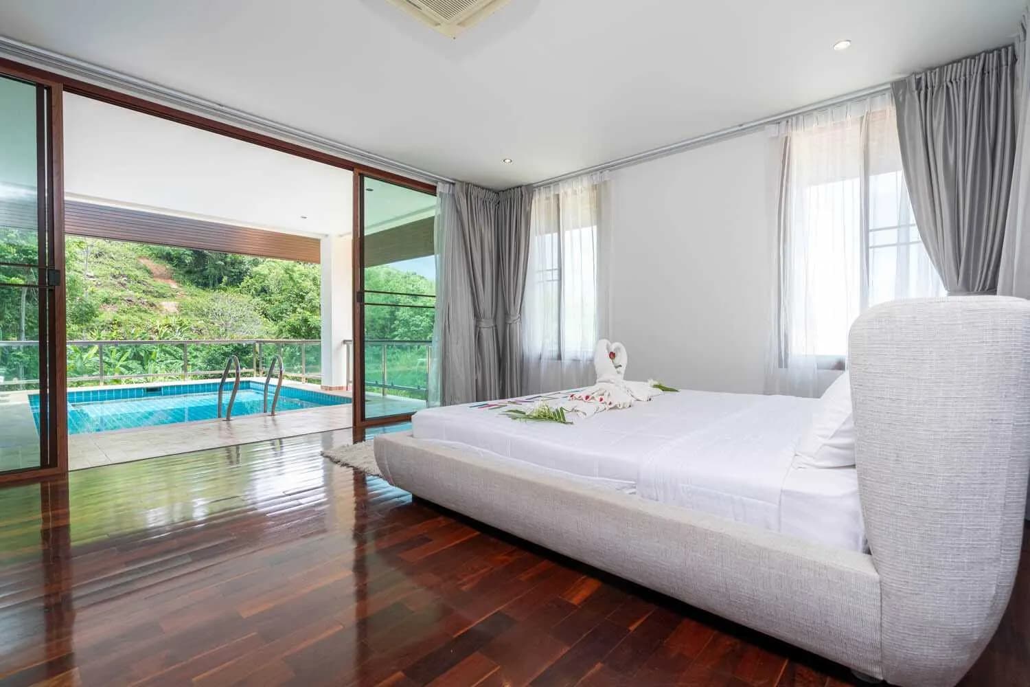 Seaview 5 Bedrooms with private pool villa — Thumbnail 9