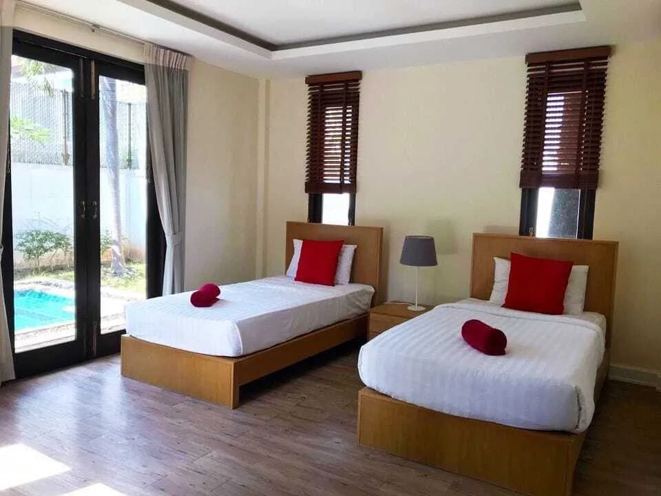 Chalong – 3 bedrooms with private pool for rent — Thumbnail 4