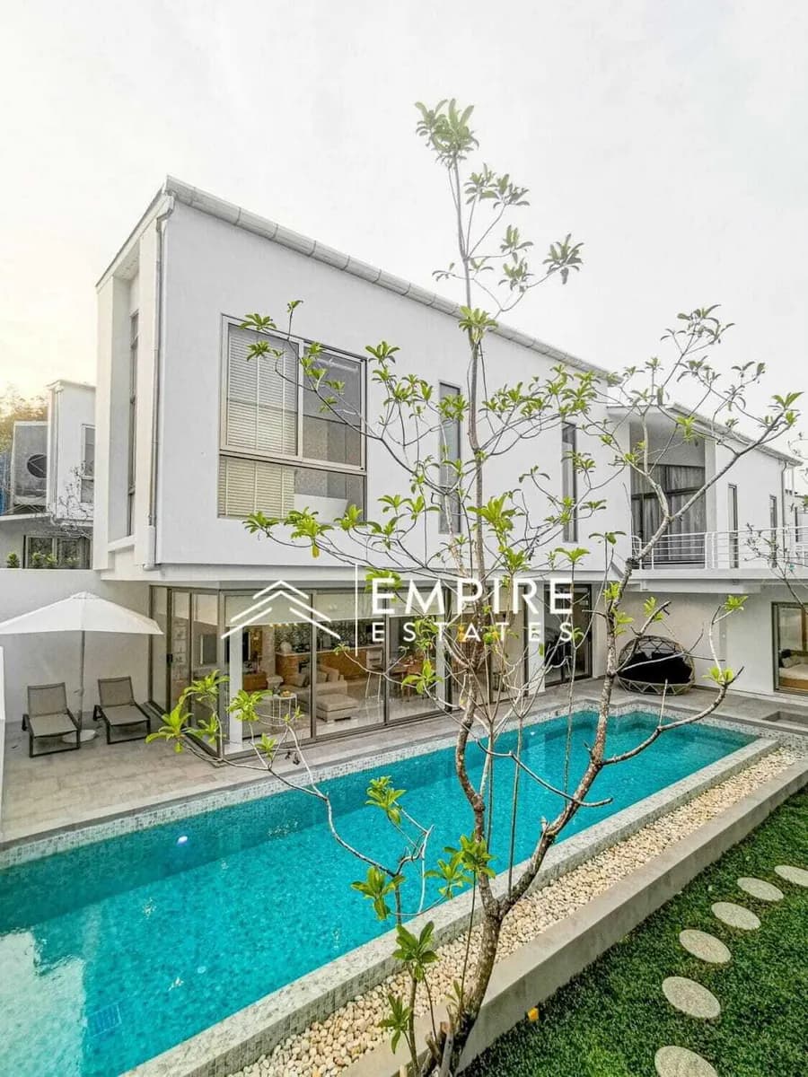 Modern 4 Bedrooms Pool Villa in Choeng Thale Phuket for rent — Photo 1