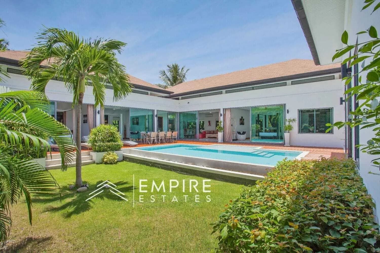 Modern 3 Bedrooms pool villa for rent in Rawai — Photo 1