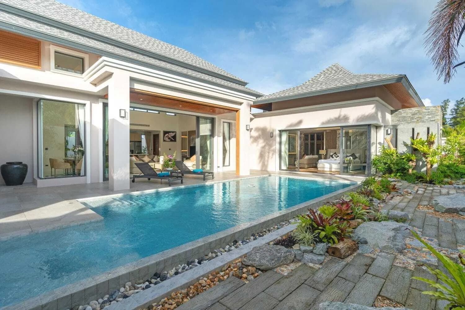 Brand new luxury 3 bedrooms villa in Bangtao — Thumbnail 26