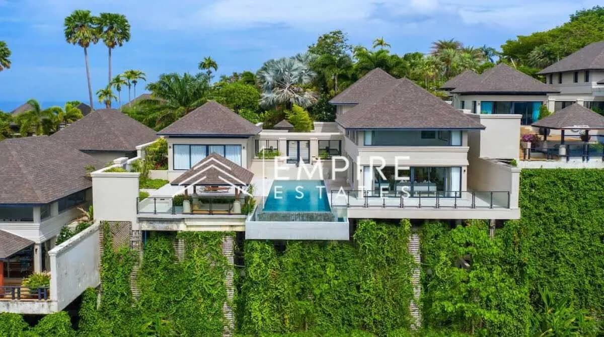 Mountain view in tropical paradise villa in Layan — Photo 1