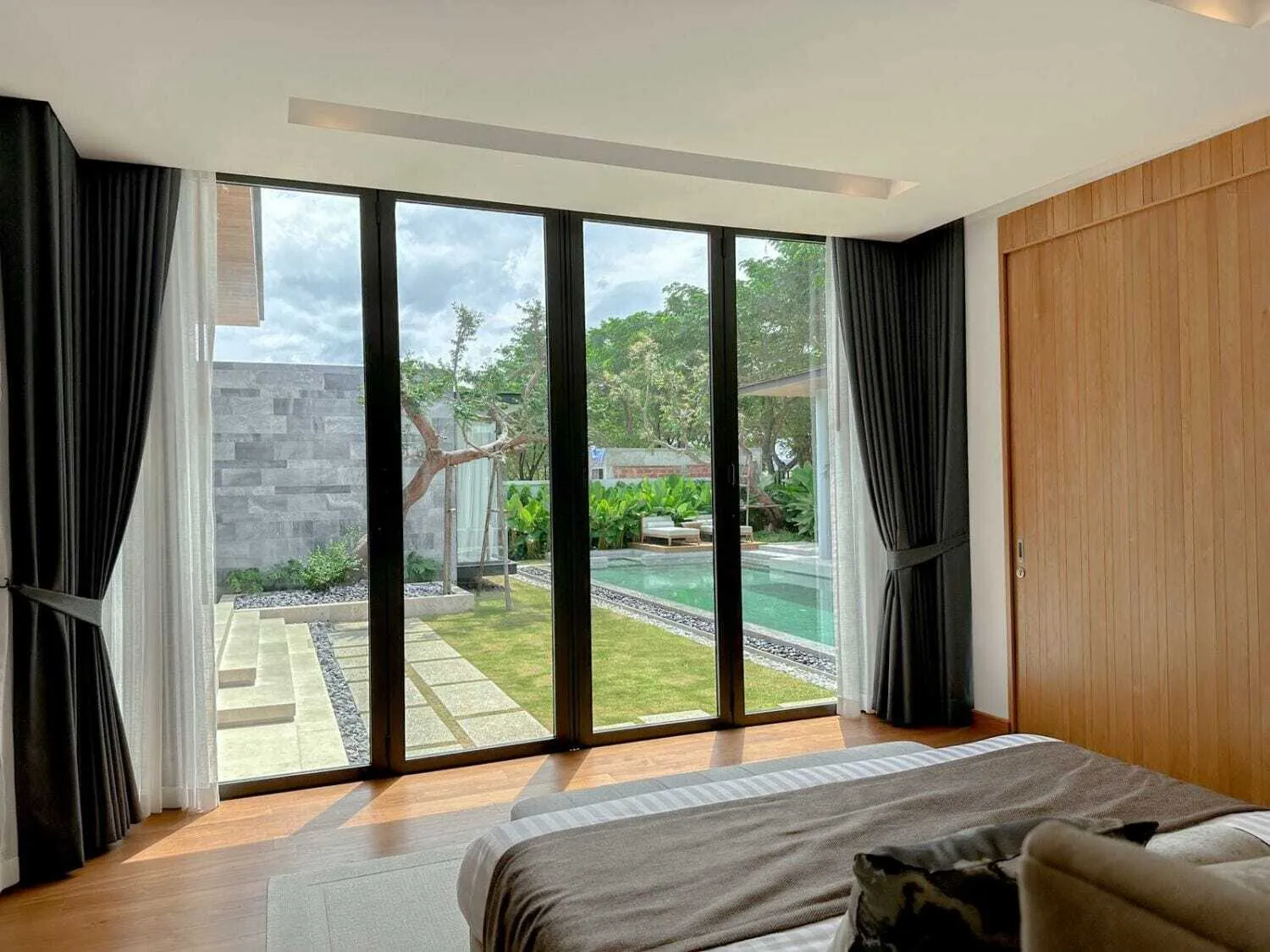 Botanica Forestique 4 bedrooms with private pool — Thumbnail 14