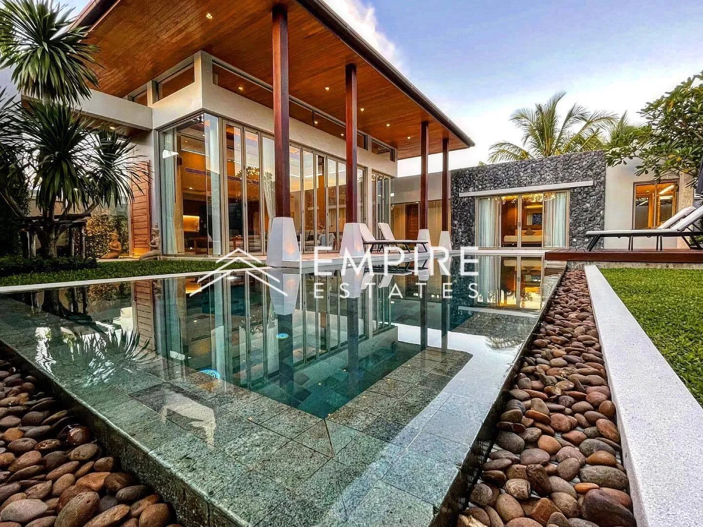 Modern luxury 4 bedrooms with private pool — Photo 1