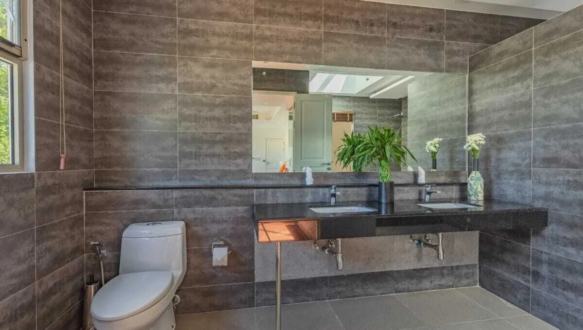 Spectacular 5 Bedroom with private pool villa for sale — Thumbnail 5