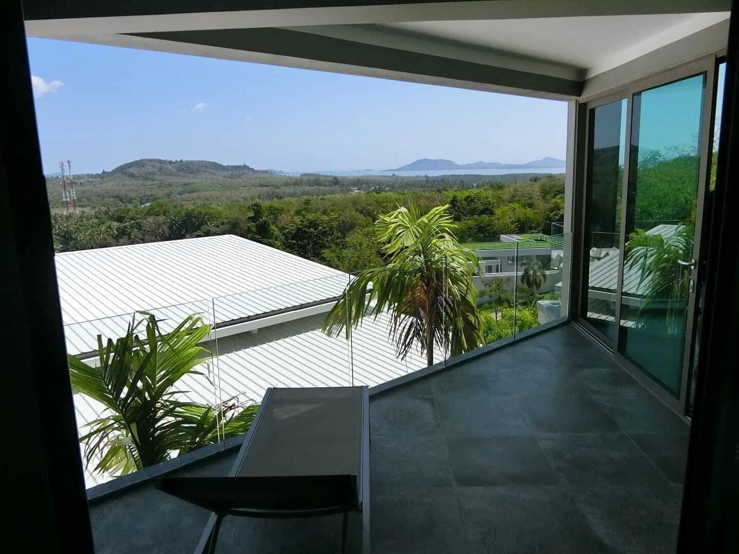 Seaview 4 bedrooms pool villa for sale in Yamu Hills — Thumbnail 2