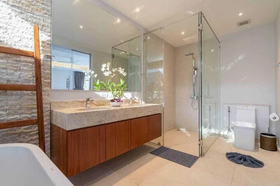 Botanica 4 bedrooms with private pool for rent — Thumbnail 2