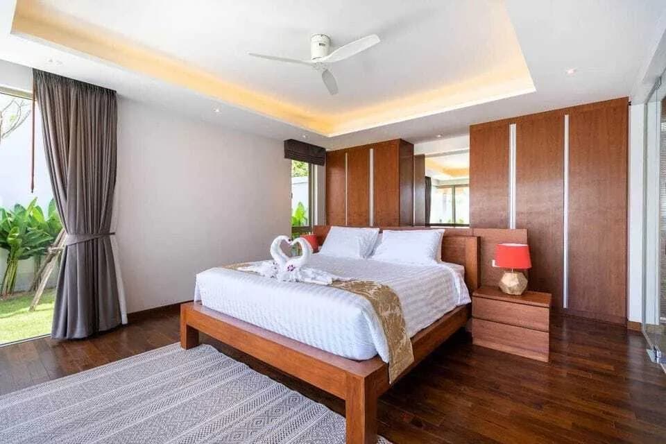 Botanica 4 bedrooms with private pool for rent — Thumbnail 4