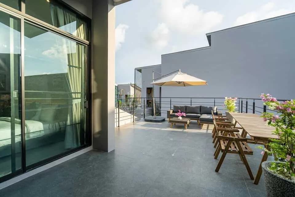 Modern 4 bedrooms with private pool for rent — Thumbnail 4
