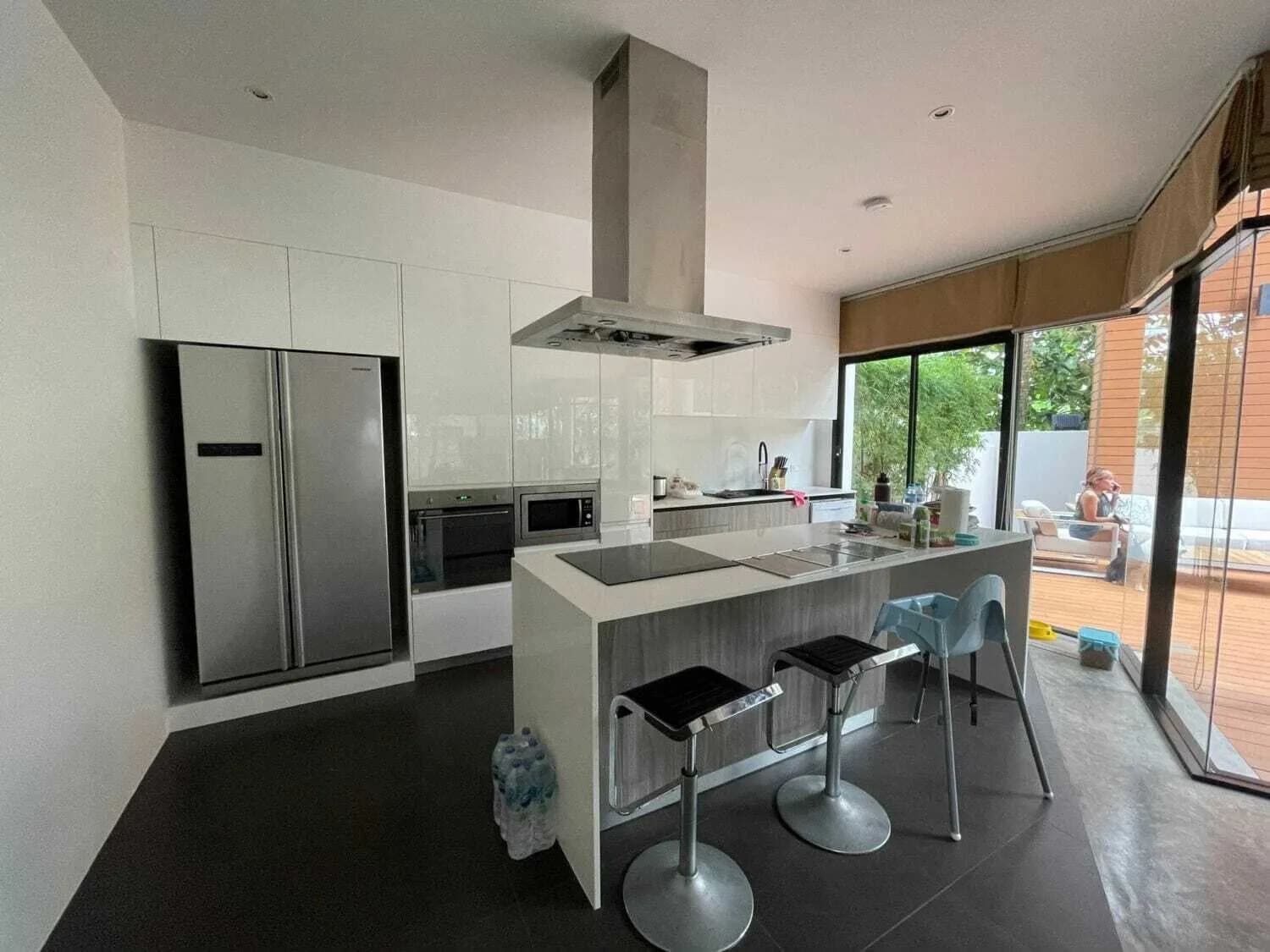 Newly Renovated Private Pool Villa With 4 Bedrooms For Sale — Thumbnail 16