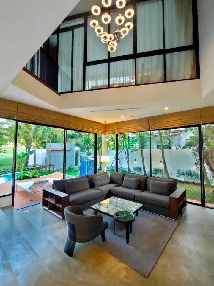 4 Bedrooms, Newly Renovated Private Pool Villa With For Rent In Kathu — Thumbnail 5