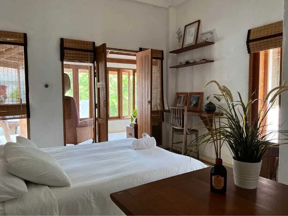 Beautiful 4 bedrooms with private pool for rent — Thumbnail 2
