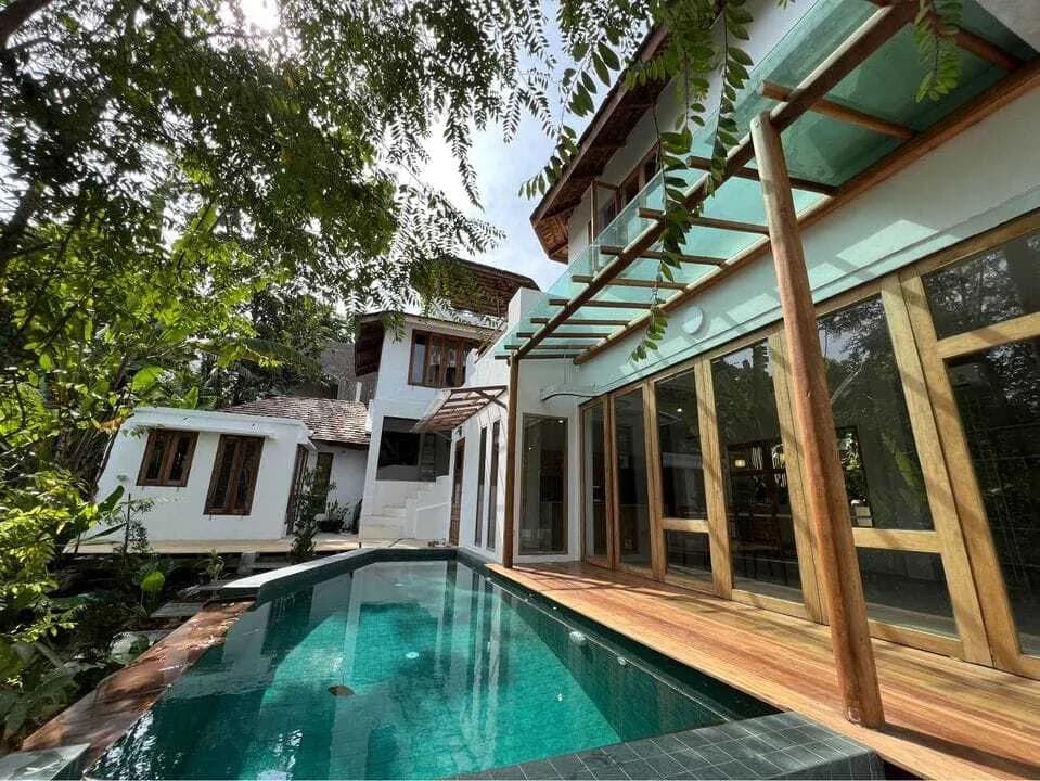 Beautiful 4 bedrooms with private pool for rent — Thumbnail 9