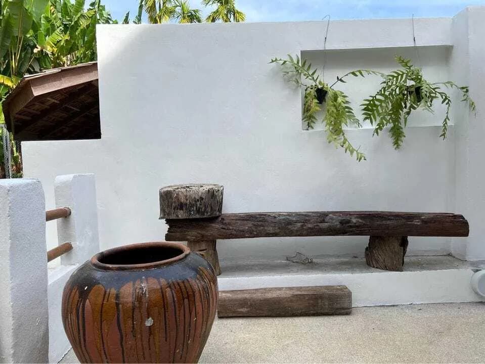 Beautiful 4 bedrooms with private pool for rent — Thumbnail 11