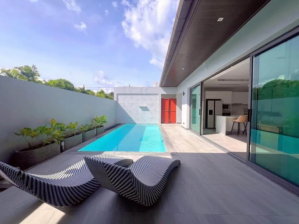 Modern 3 Bedrooms with private pool for rent in Choeng Thale — Thumbnail 7
