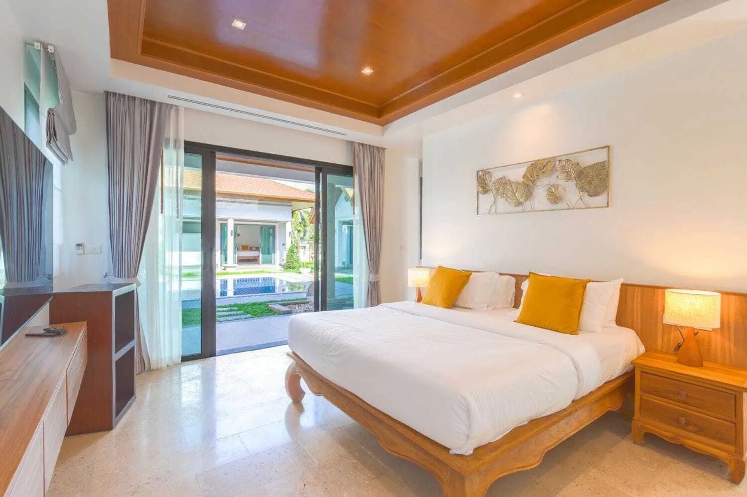 Beautiful Private Pool Villa With 4 Bedrooms In Choeng Thale — Thumbnail 4