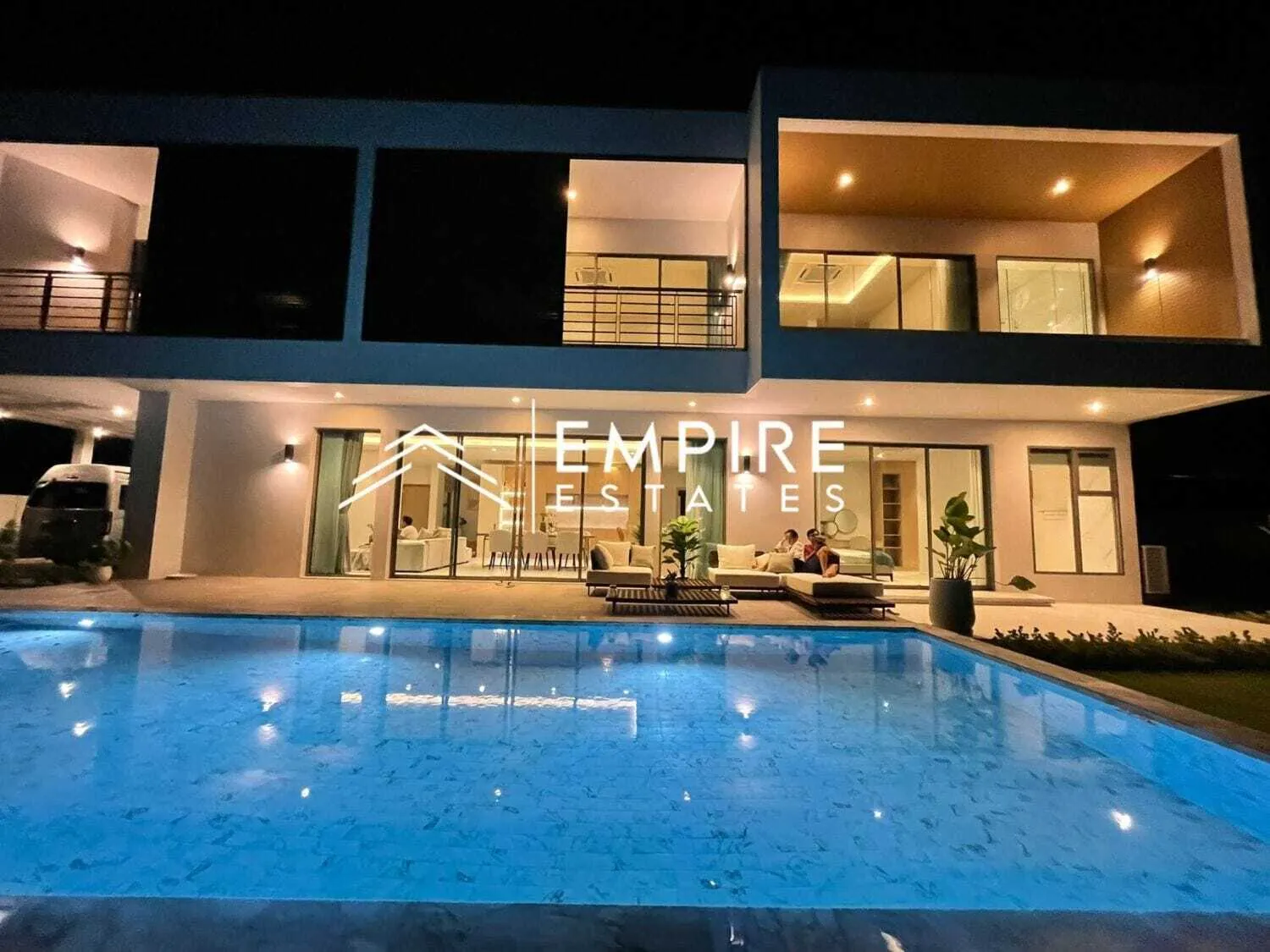 Modern 4 bedrooms with private pool for rent in Koh Keaw — Photo 1