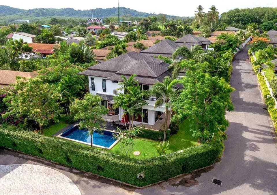 Beautiful 4 bedrooms with private pool for rent in Layan — Thumbnail 7