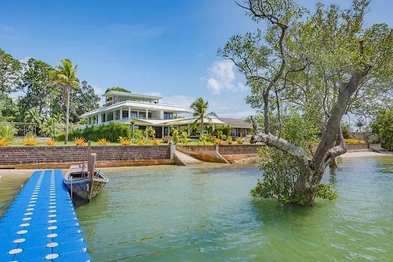 Stunning 7 Bedrooms Villa in Mai Khao, Phuket — Thumbnail 3