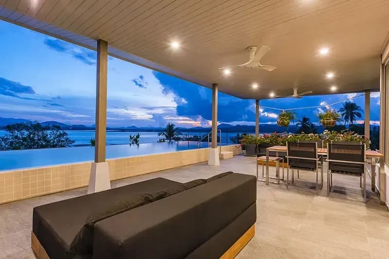Stunning 7 Bedrooms Villa in Mai Khao, Phuket — Thumbnail 10