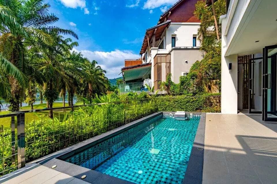 Golf course view 4 bedrooms with private pool villa for rent — Thumbnail 6