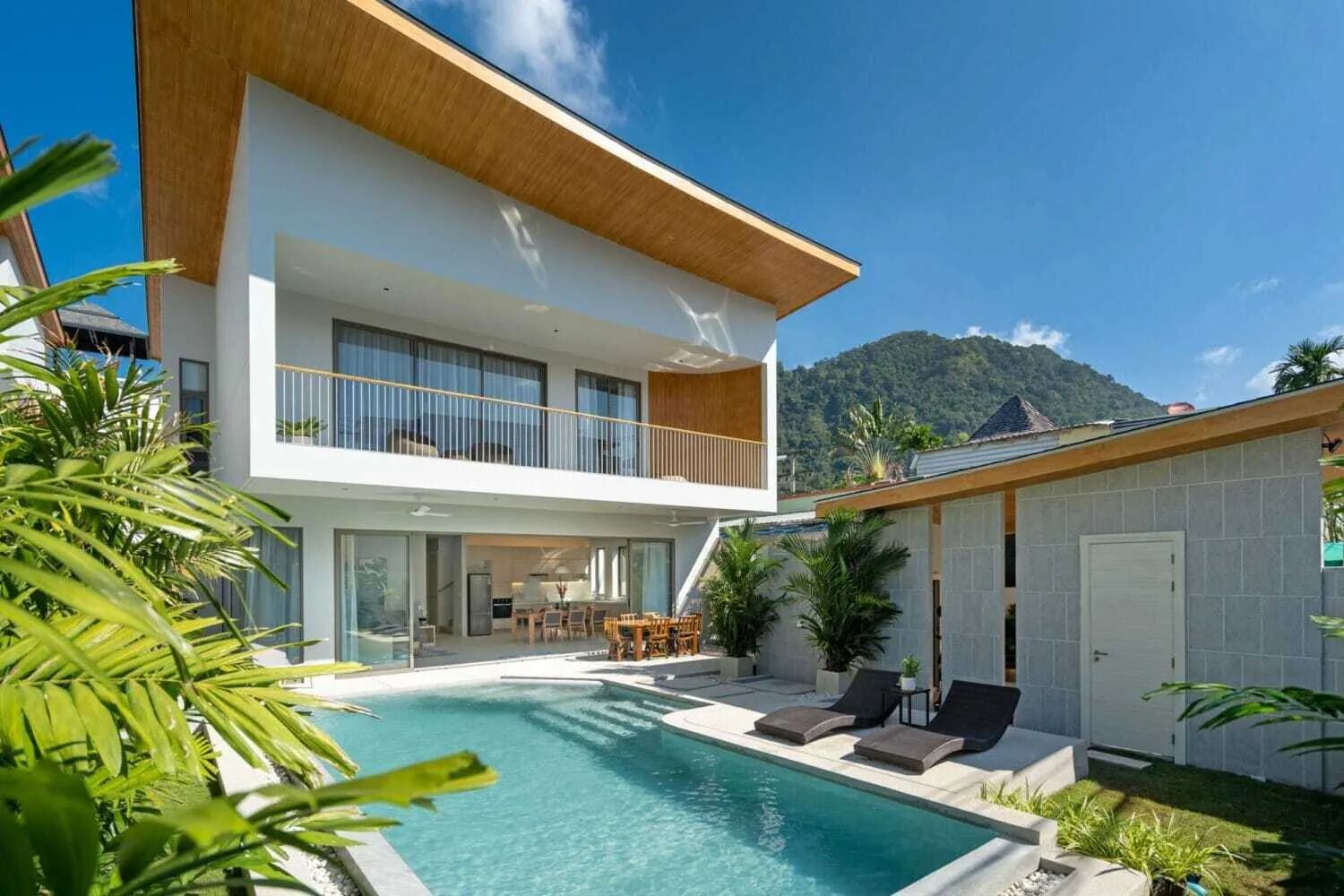Modern 3 bedrooms with private pool villa for rent in Kamala