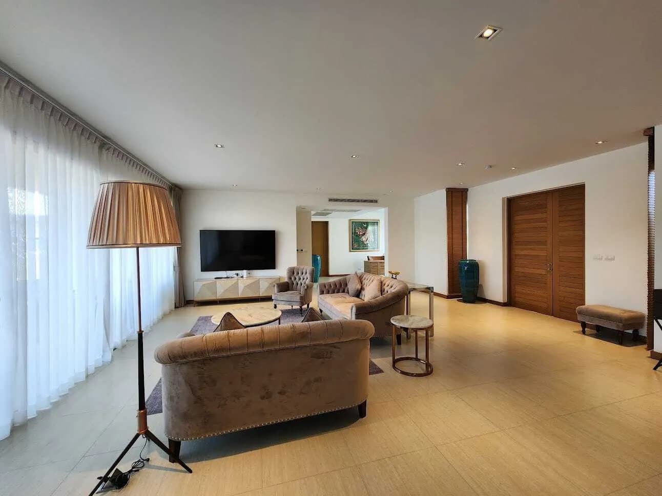 Laguna 4 bedroom with private poo for rent in Choeng Thale — Thumbnail 5
