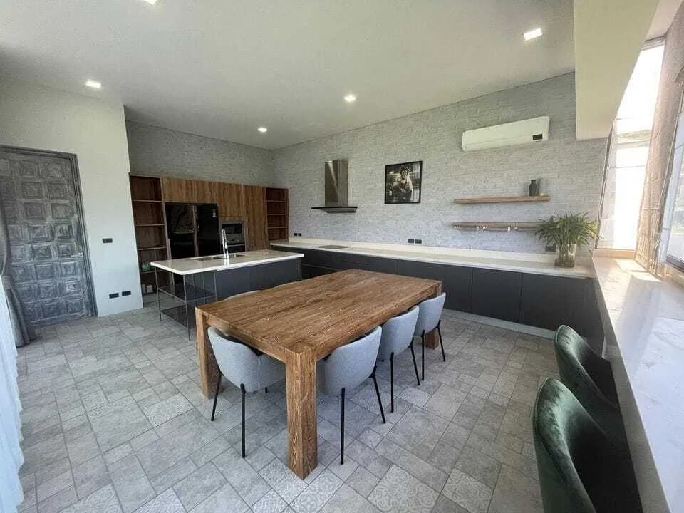 Seaview 6 bedroom villa for Rent in Kamala — Thumbnail 6