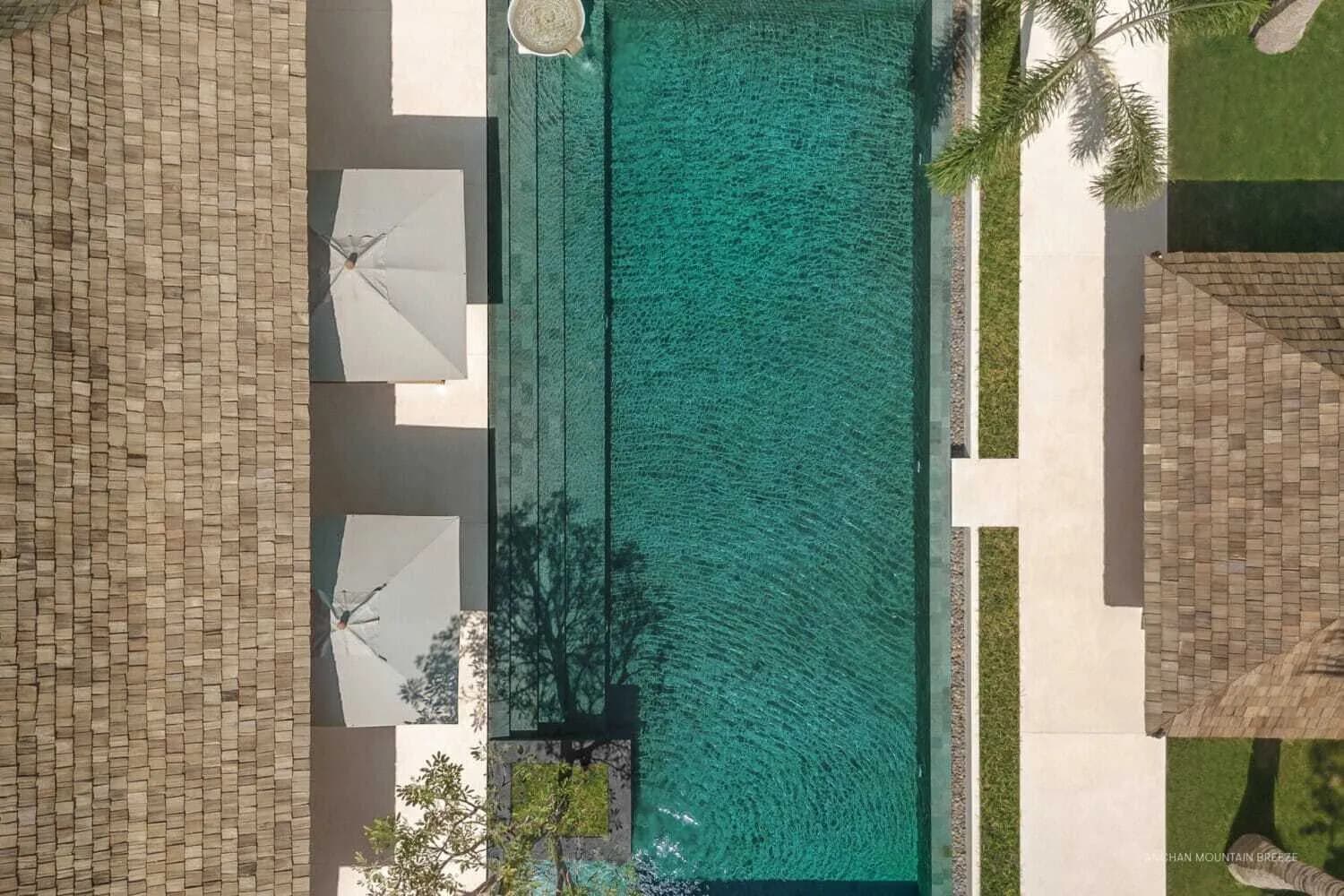 Grand Luxury Villa  with 4 bedrooms for sale in Thalang,Phuket — Thumbnail 9