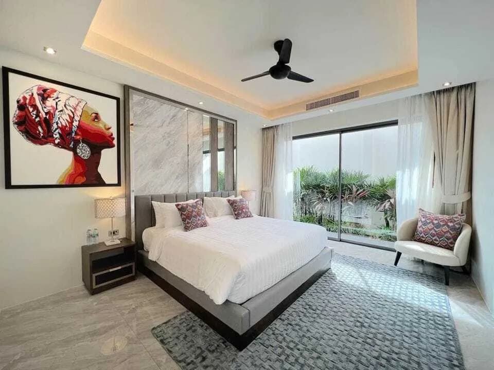 The Breze villa – Luxury 4 bedrooms with private pool for rent in Bangtao — Thumbnail 20