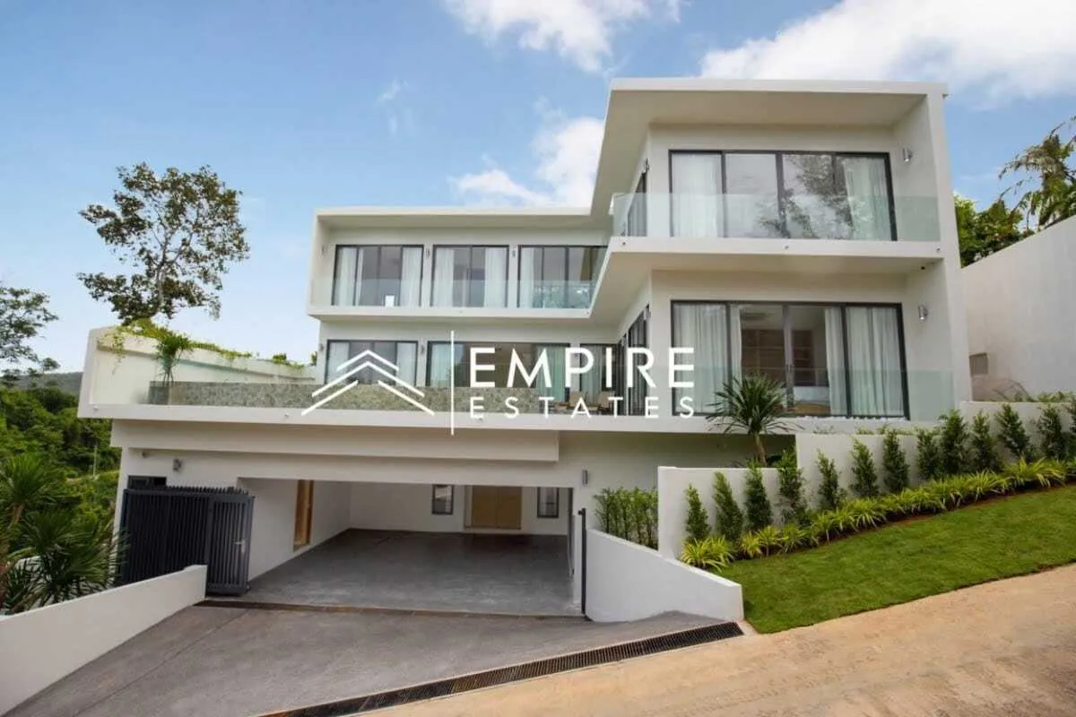 Luxury 4 bedrooms with private pool for rent in Layan Choeng Thale — Photo 1