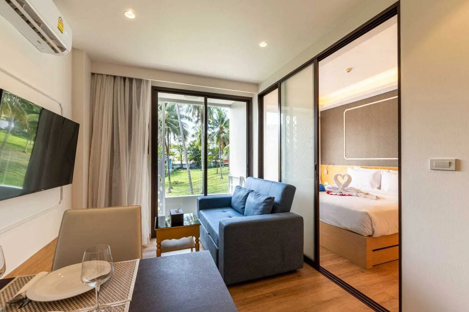 Condominium one bedrooms for resale in Surin beach Phuket — Thumbnail 7
