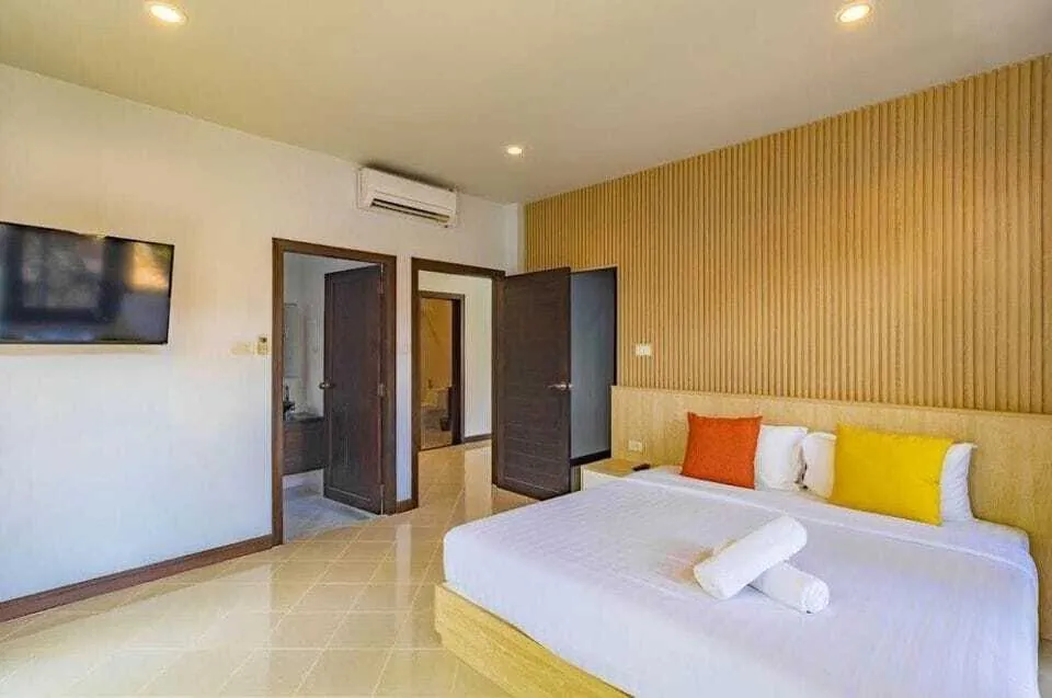 3 bedroom with private pool villa in Choeng Thale — Thumbnail 5