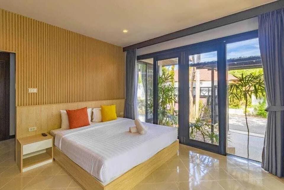 3 bedroom with private pool villa in Choeng Thale — Thumbnail 6