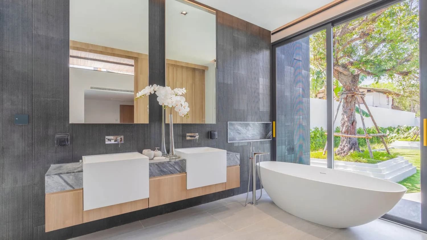 New Luxury Villa 4 Bedroom For Sale in Bangjo-Cherngtalay, Phuket — Thumbnail 18