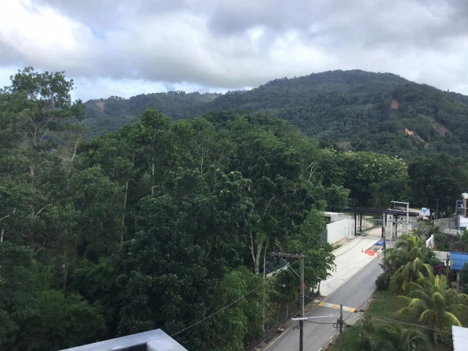 Mountain View Hight Floor 2 Bedroom Apartment in Cherngtalay — Thumbnail 9