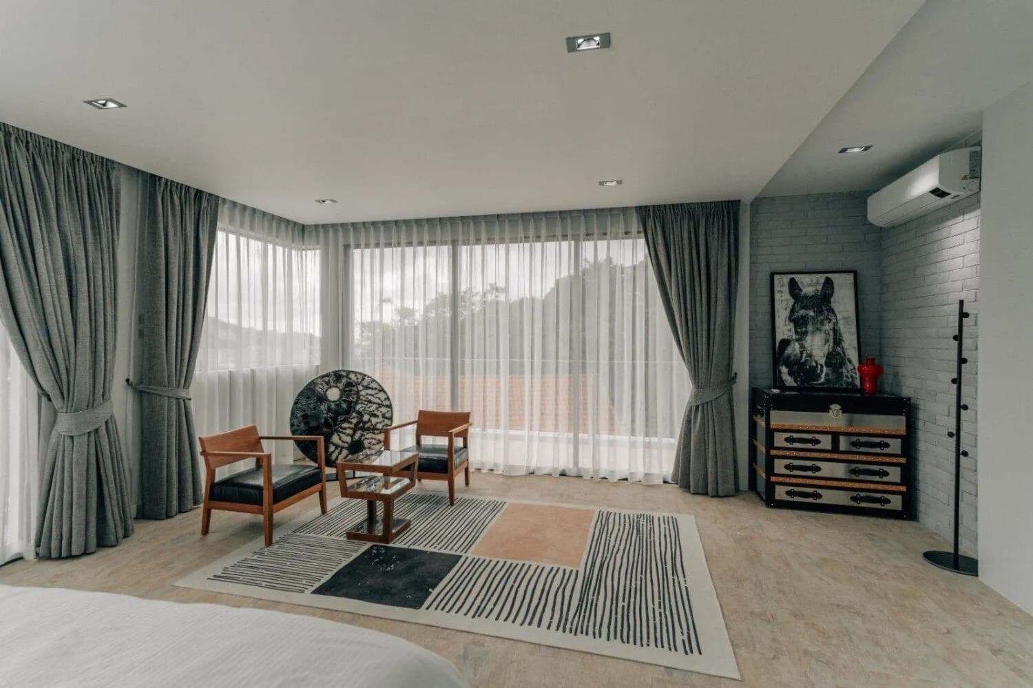 Seaview Large 6 bedroom villa for sale in Kamala — Thumbnail 13