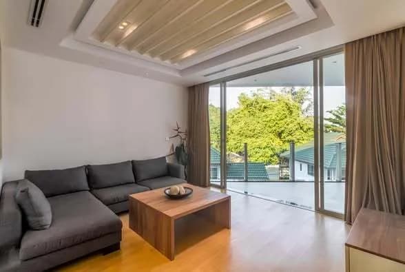 Beachfront 2-Bedroom Apartment for Rent in Bangtao – Prime Location & Stunning Views — Thumbnail 4