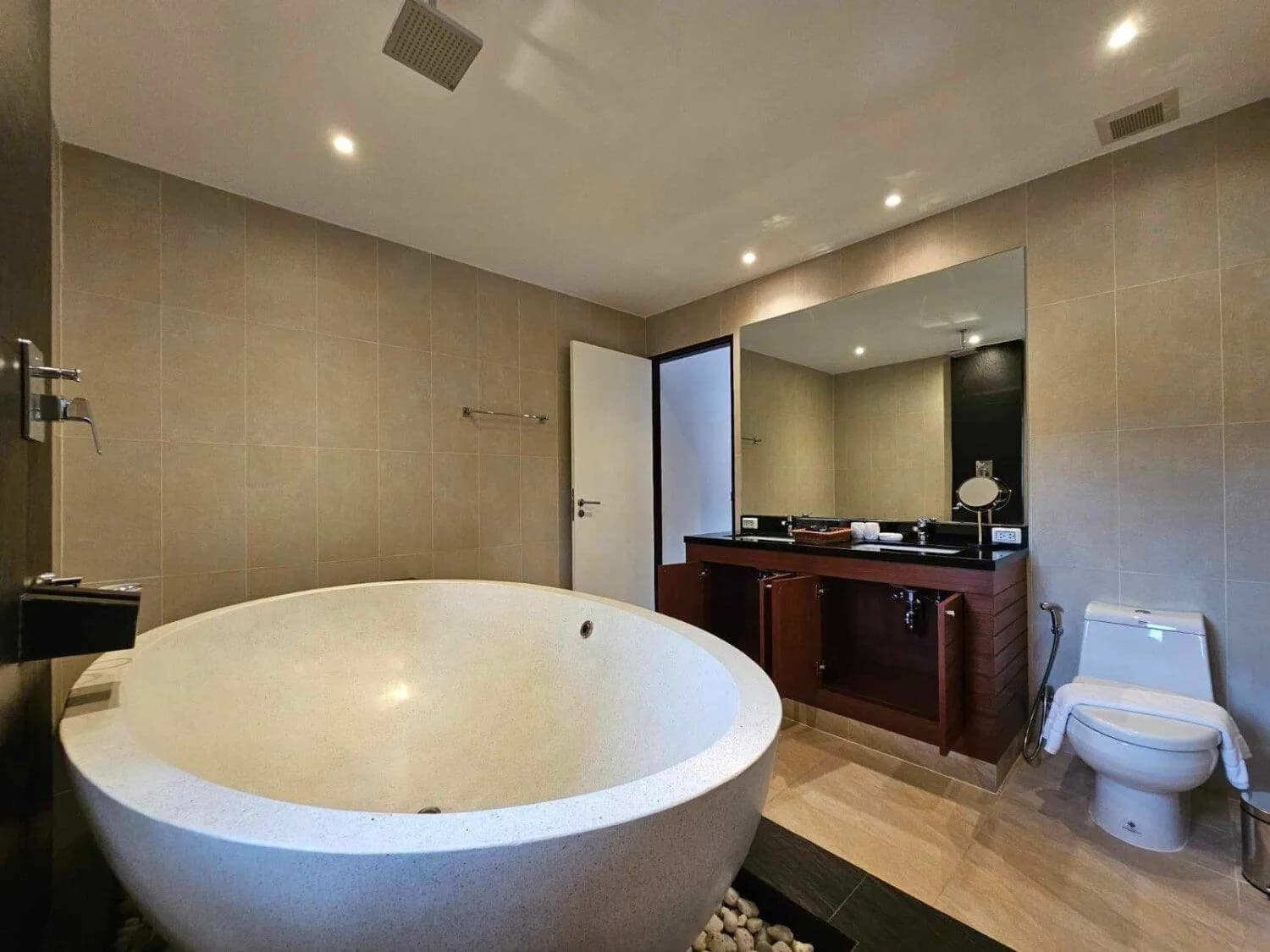 Mountain view 2 bedroom villa with private pool in Bang Tao — Thumbnail 9