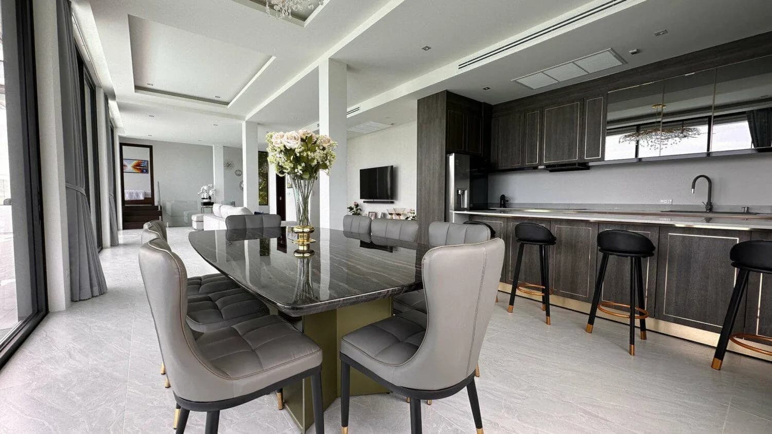 Luxury Sea View 4 bedroom with private pool villa in Layan — Thumbnail 9