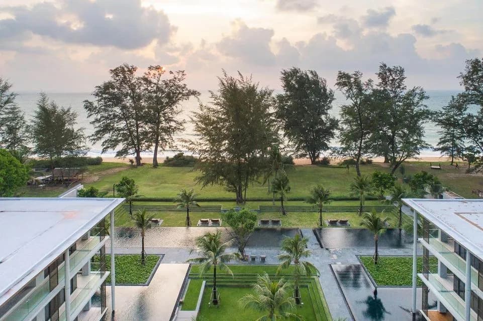 Penthouse Beach Frontage 3 bedroom for sale – in Maikhao, Phuket — Photo 1