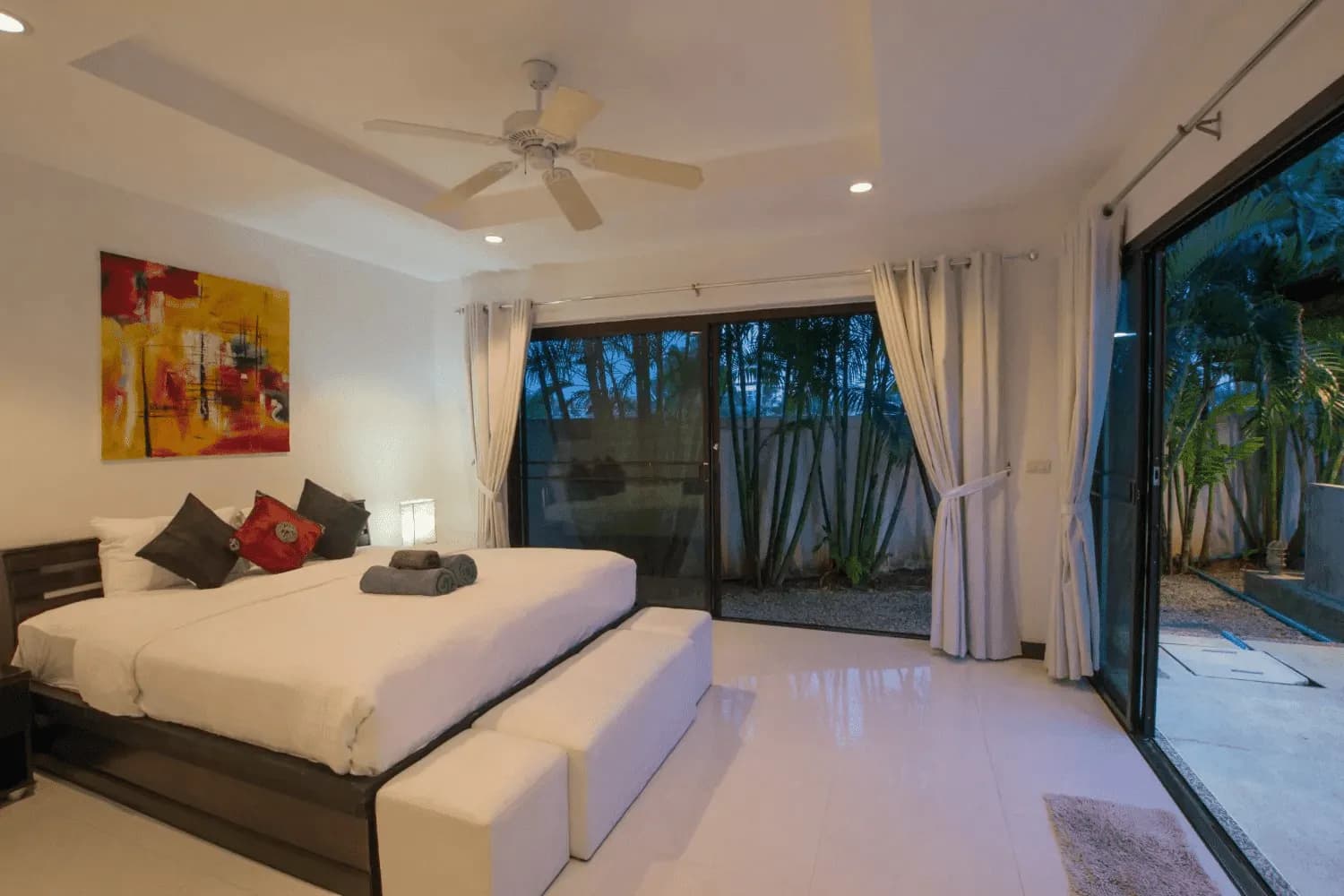 3 Bedrooms Private Pool Villa For Sale In Rawai, Phuket, 600 sqm land — Thumbnail 2