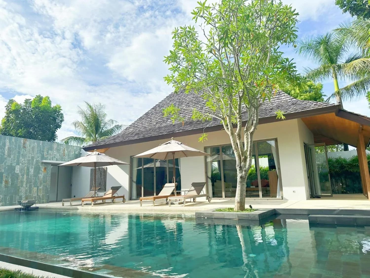 Anchan Grand Residence 4 Bedrooms 1105 Sqm. With Pool For Sale In Choeng Thale Phuket — Thumbnail 6