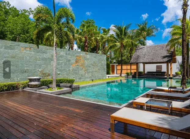 4 Bedrooms Villa 1537 sqm. With Private Pool For Sale In Choeng Thale Phuket — Photo 1
