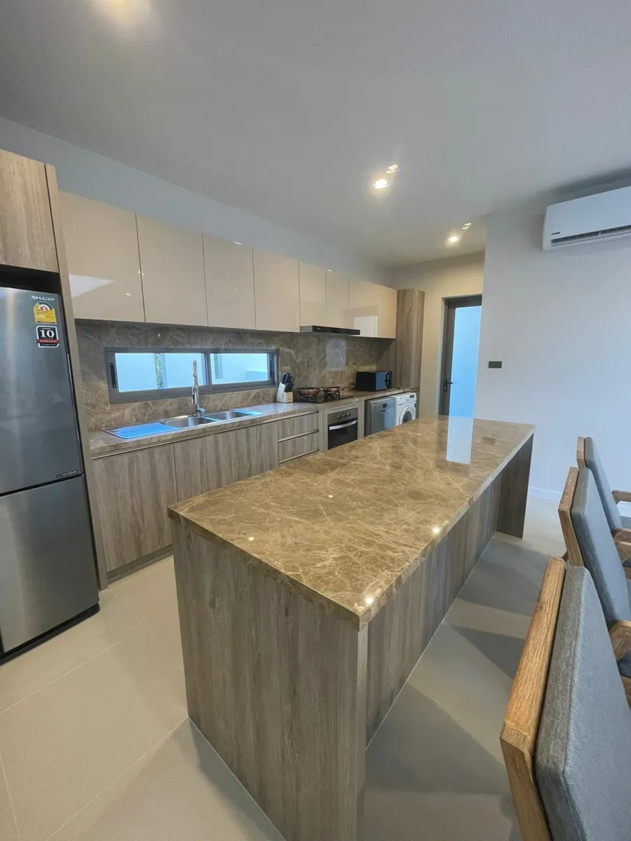3 Bedrooms 3.5 Bathrooms With Private Pool For Sale In Choeng Thale Phuket — Thumbnail 12