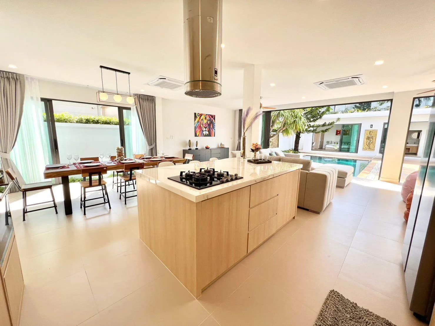 Luxury 4 bedrooms villa for rent in Choeng Thale — Thumbnail 13